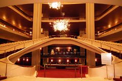 05-01 The Metropolitan Opera House Inside Entrance With Stairs And Crystal Chandeliers In Lincoln Center New York City